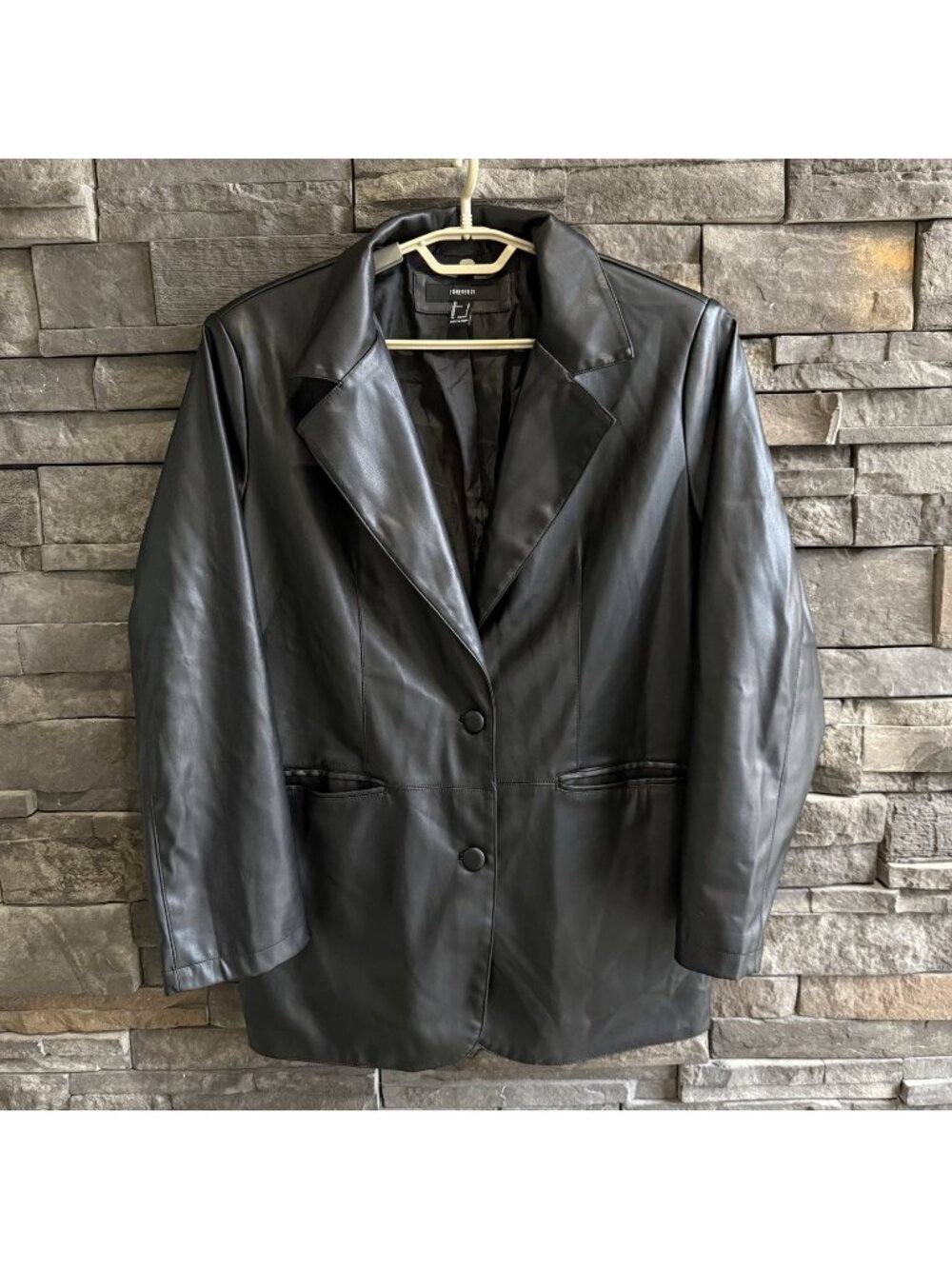 Forever 21 Black Polyester Pleather Blazer Jacket Size Large 2 Button Closure
